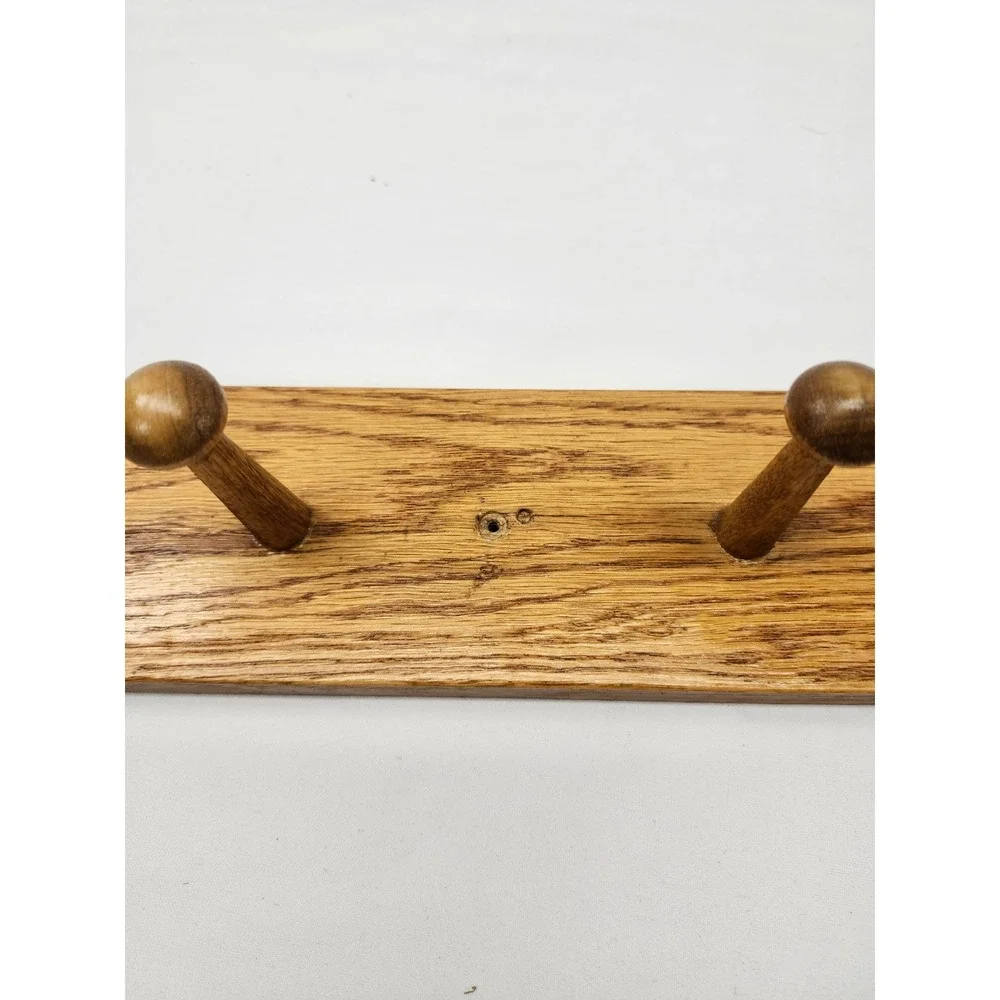 ChoiceWood Red Oak Wall Mount Peg Rack 4 Hook Coat Hat Hanger 24 Inch Brown